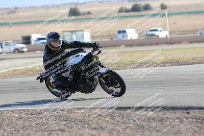 media/Feb-05-2023-Classic Track Day (Sun) [[c35aca4a42]]/Group 2/session 4 turn 4/